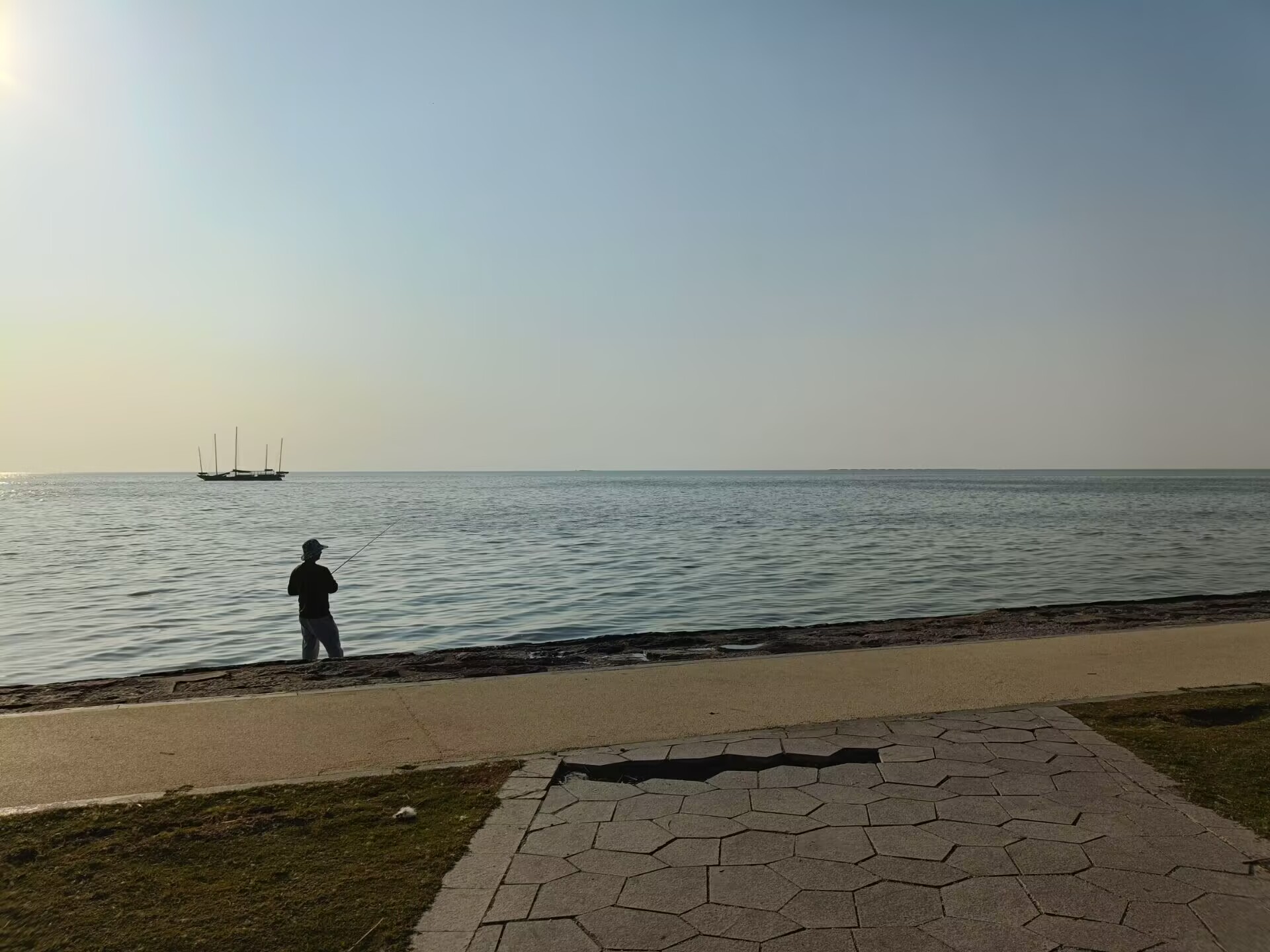 洪沢湖畔 Image 1